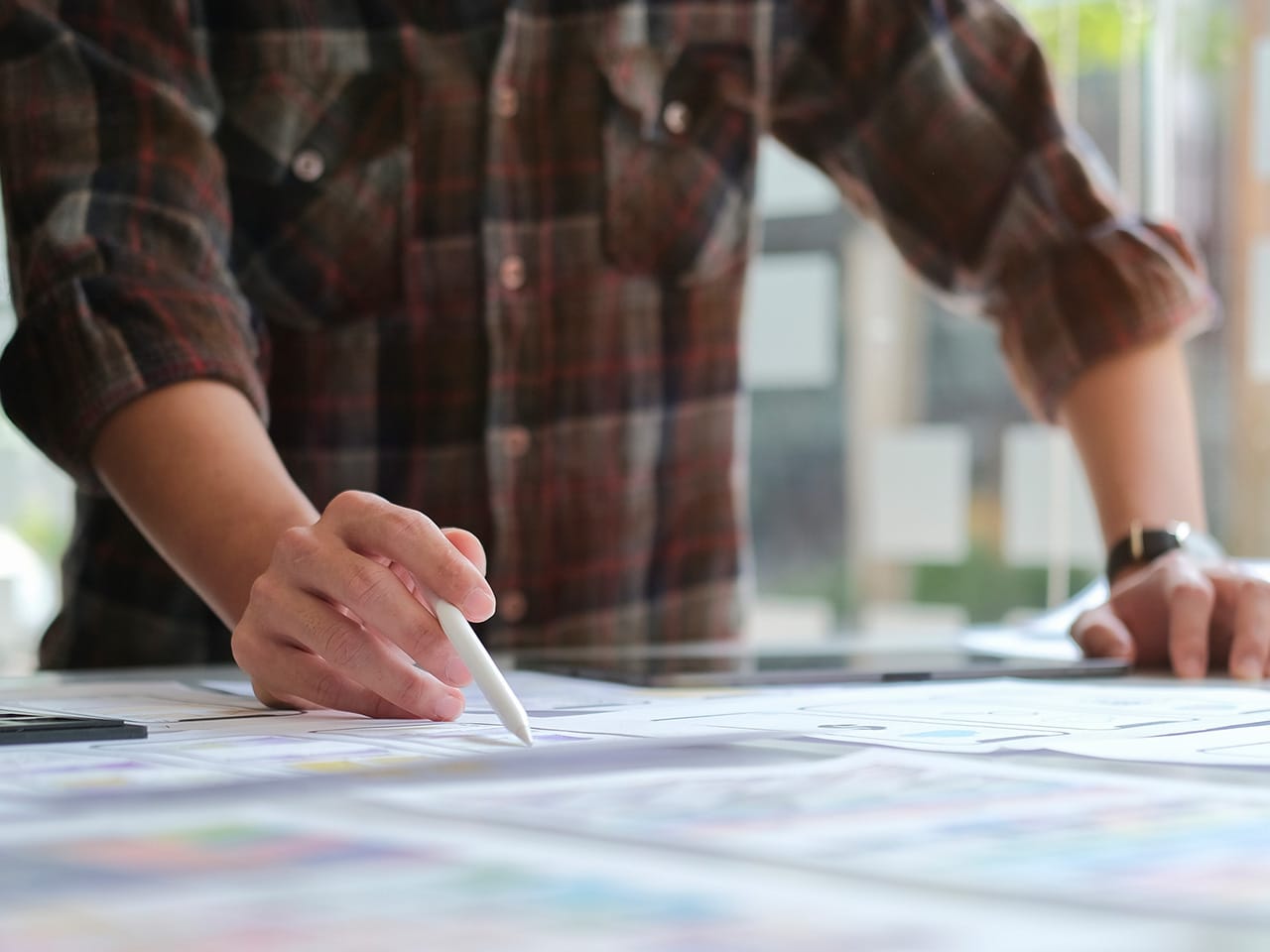 Man preparing content creation strategy